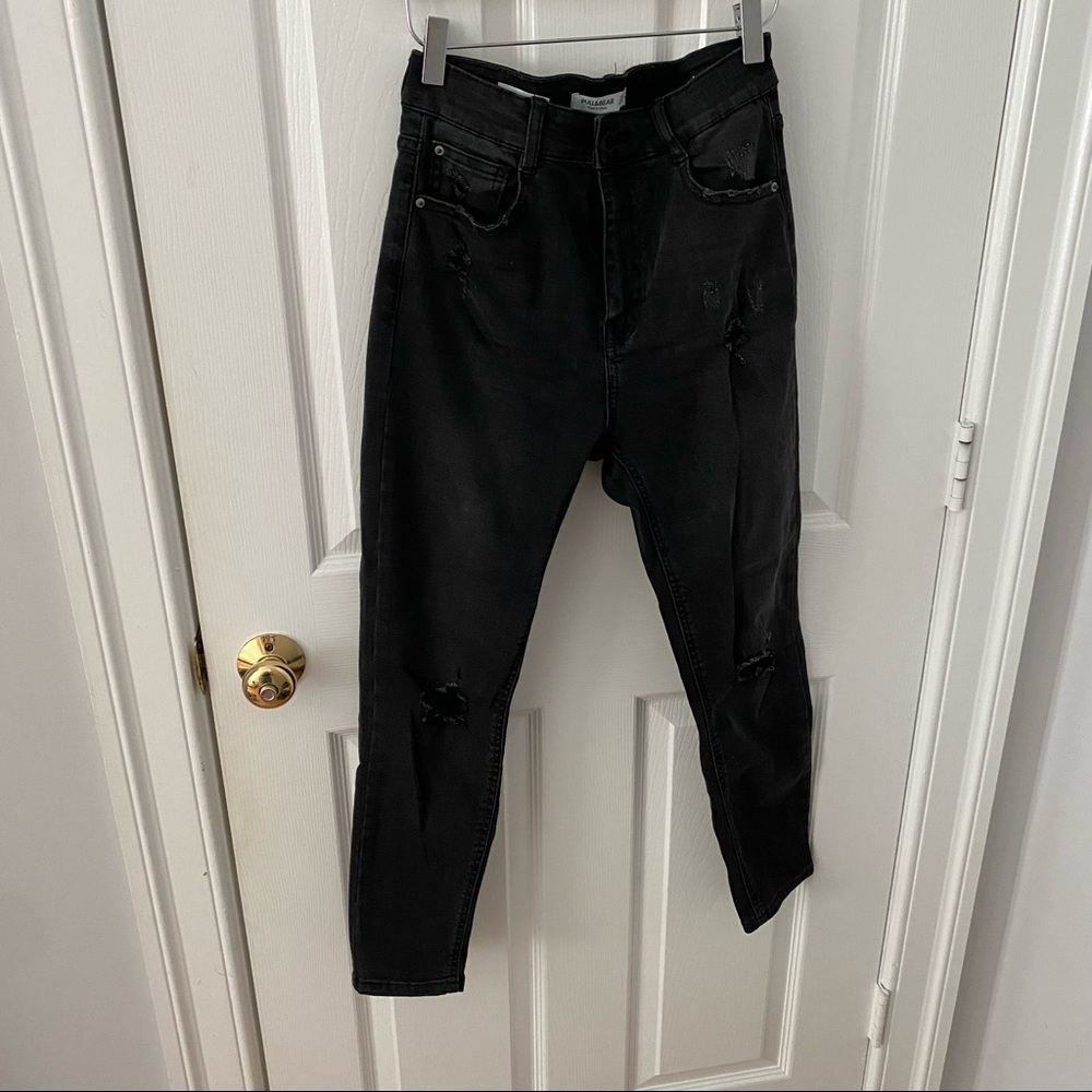 Pull&Bear black ripped skinny jeans, size 6